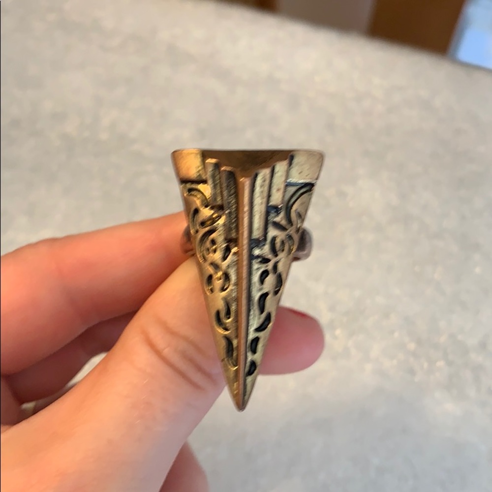 Ring - Picture 3 of 3